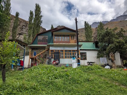 homestay in rushon